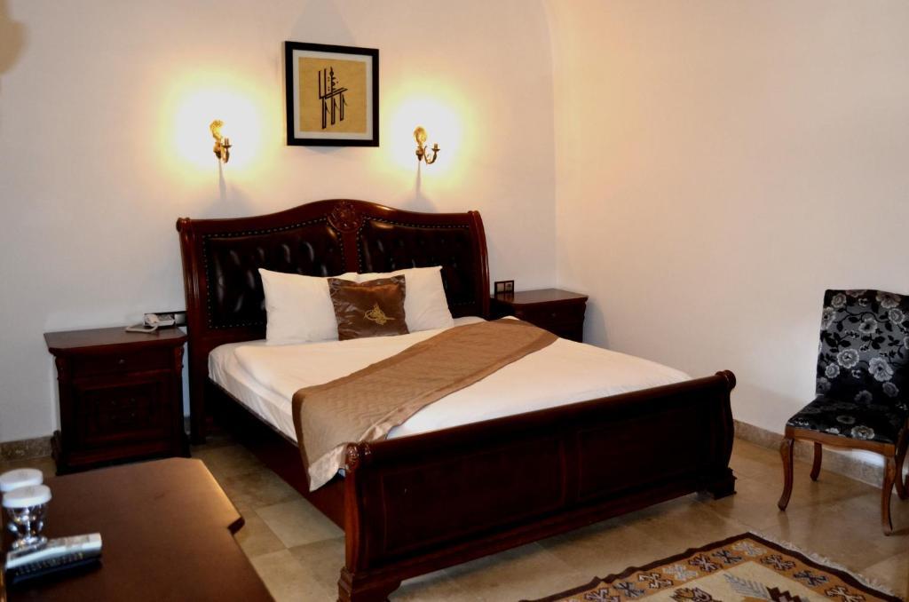 Cesme Kanuni Kervansaray Historical Hotel Zimmer foto